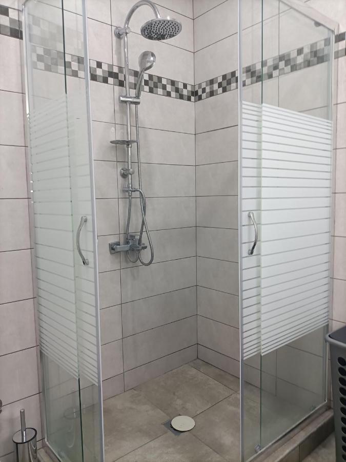 Travelers Tranquil & Chillout Apt Apartamento Atenas Exterior foto
