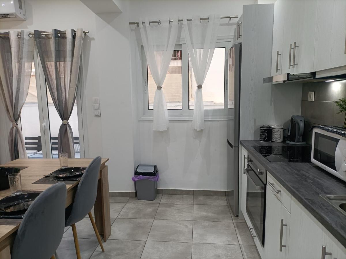 Travelers Tranquil & Chillout Apt Apartamento Atenas Exterior foto